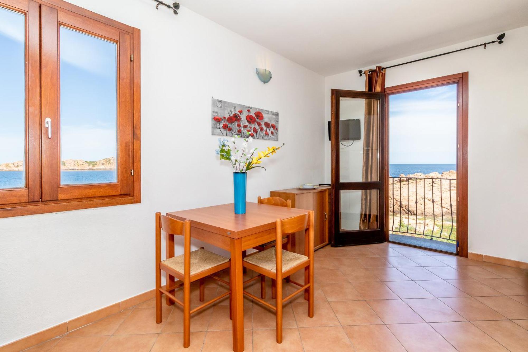 Appartamento Casa sulla Scogliera Isola Rossa Esterno foto